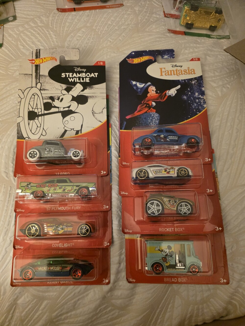 2018 Hot Wheels Disney Mickey Mouse Complete Set of 8 Cars